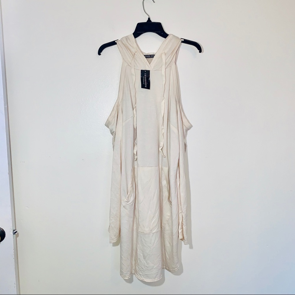Plus Size Cold Shoulder Hooded Dress - Picture 6 of 8
